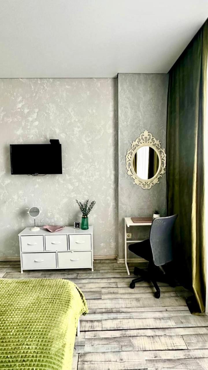 Апартаменты Pirosmani 18D, 14 Floor Батуми Экстерьер фото