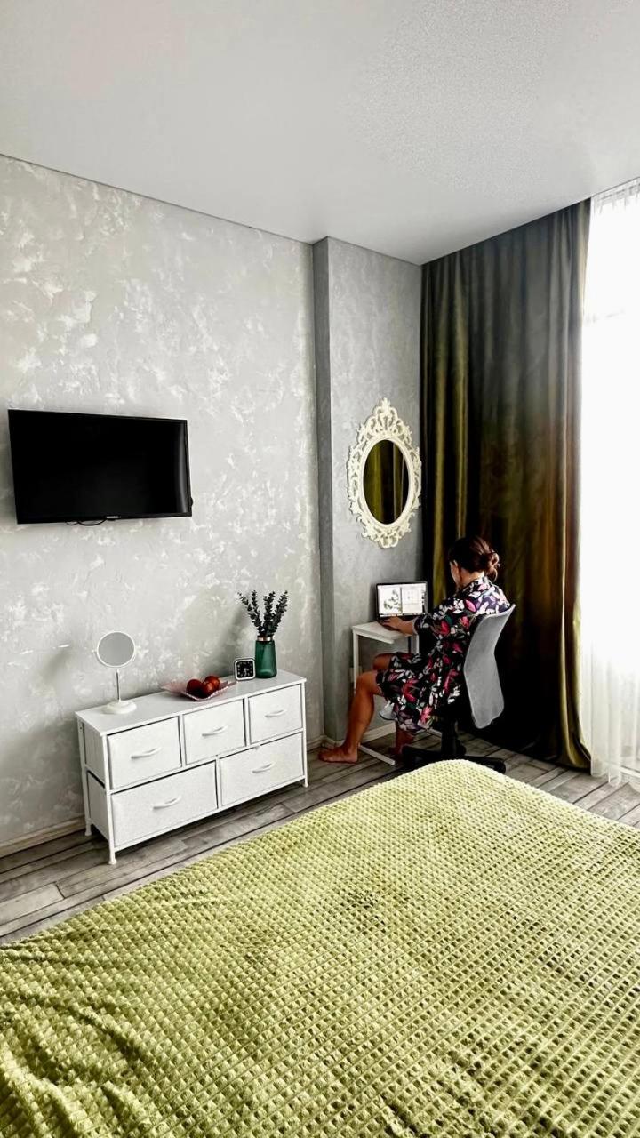 Апартаменты Pirosmani 18D, 14 Floor Батуми Экстерьер фото